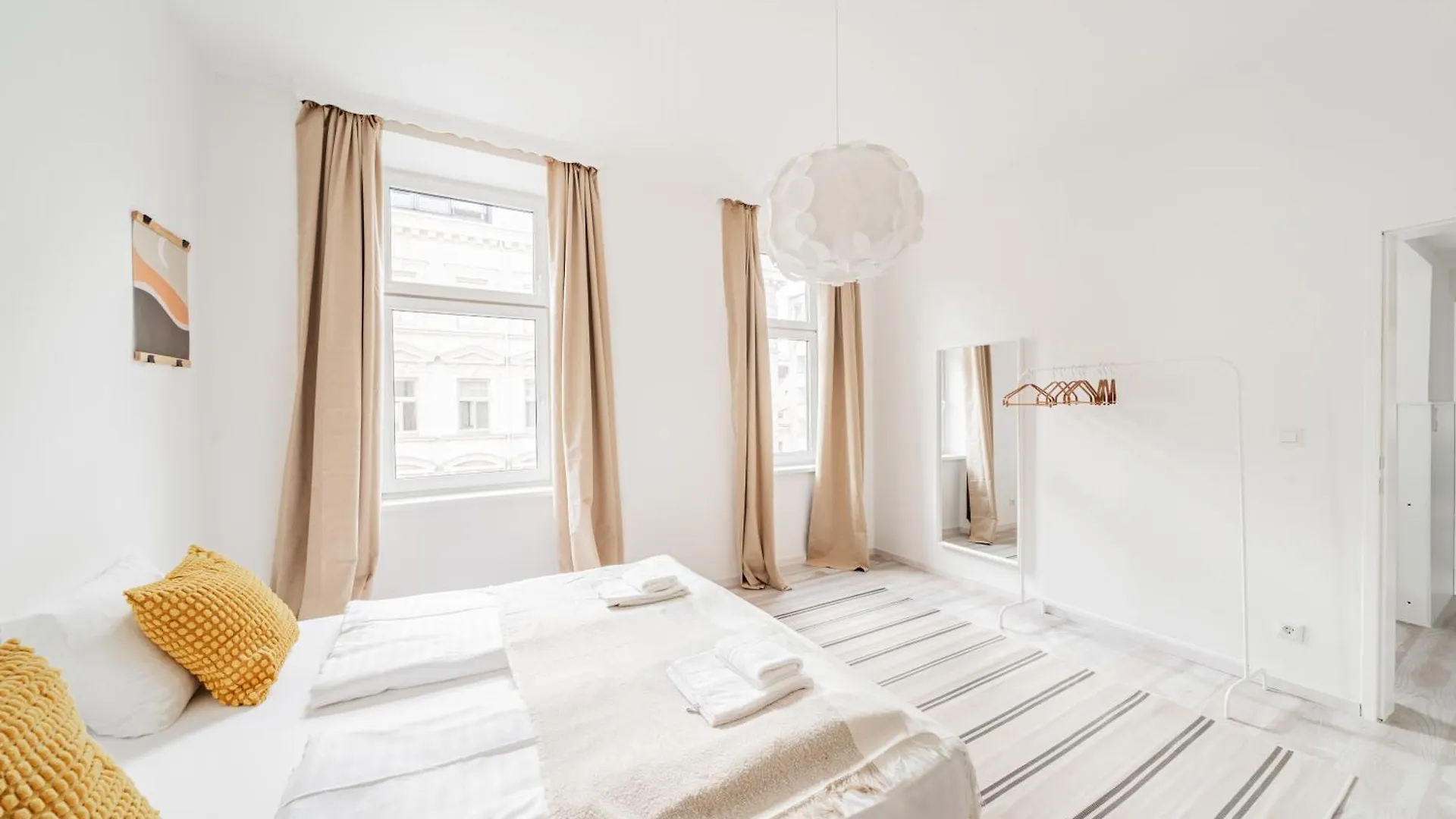 Big Apartment For 10 People Vienna