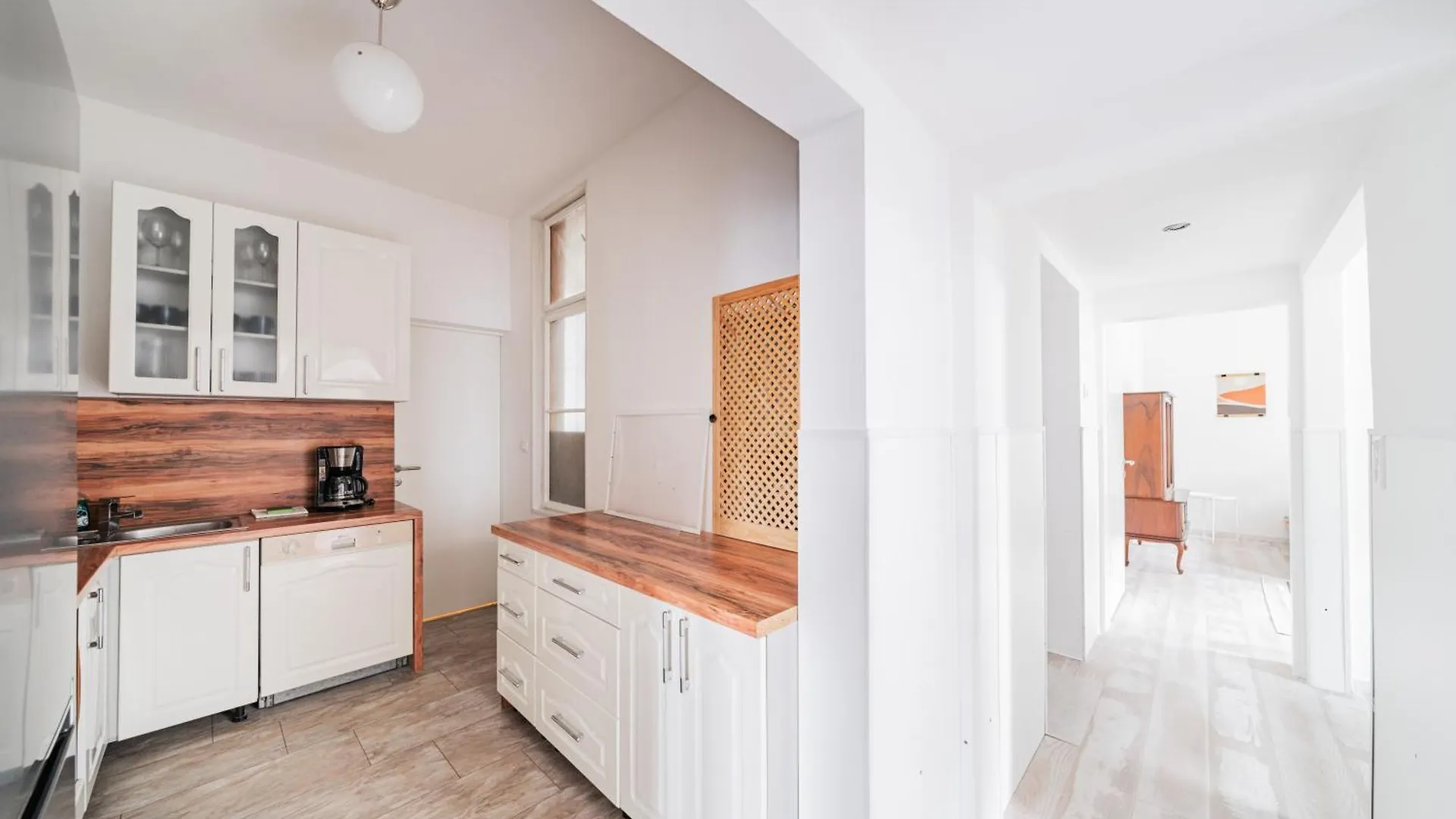Big Apartment For 10 People Vienna