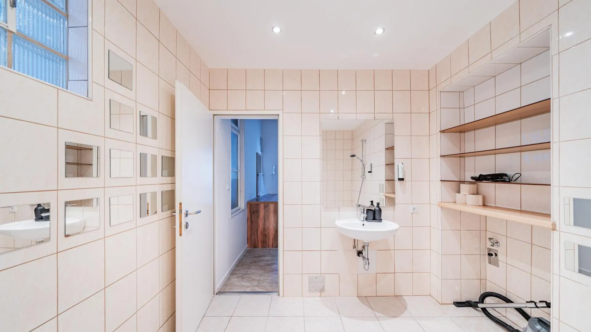 Big Apartment For 10 People Vienna 0*,